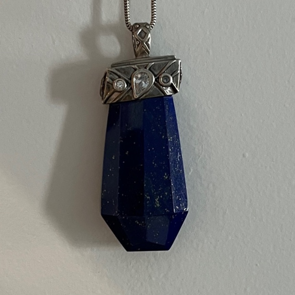 Retired Silpada Blue and Silver Pendant Necklace-great buy! Sterling Silver!